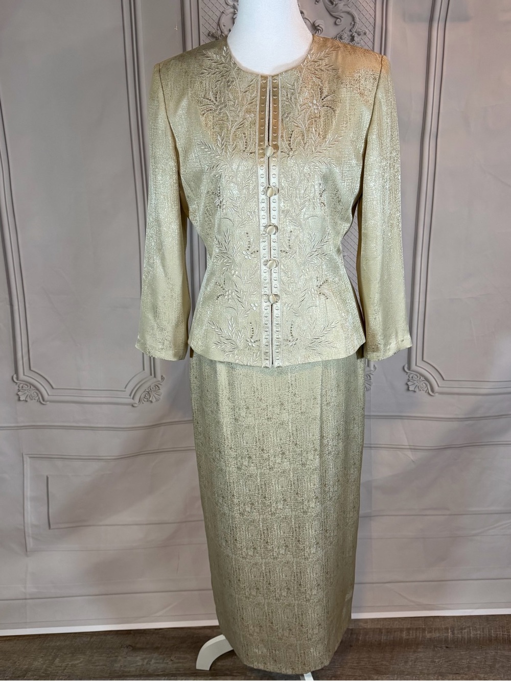 Vintage Adrianna Papell Skirt Suit Set Womens 6 Ivory Gold 100% Silk Baroque 90s